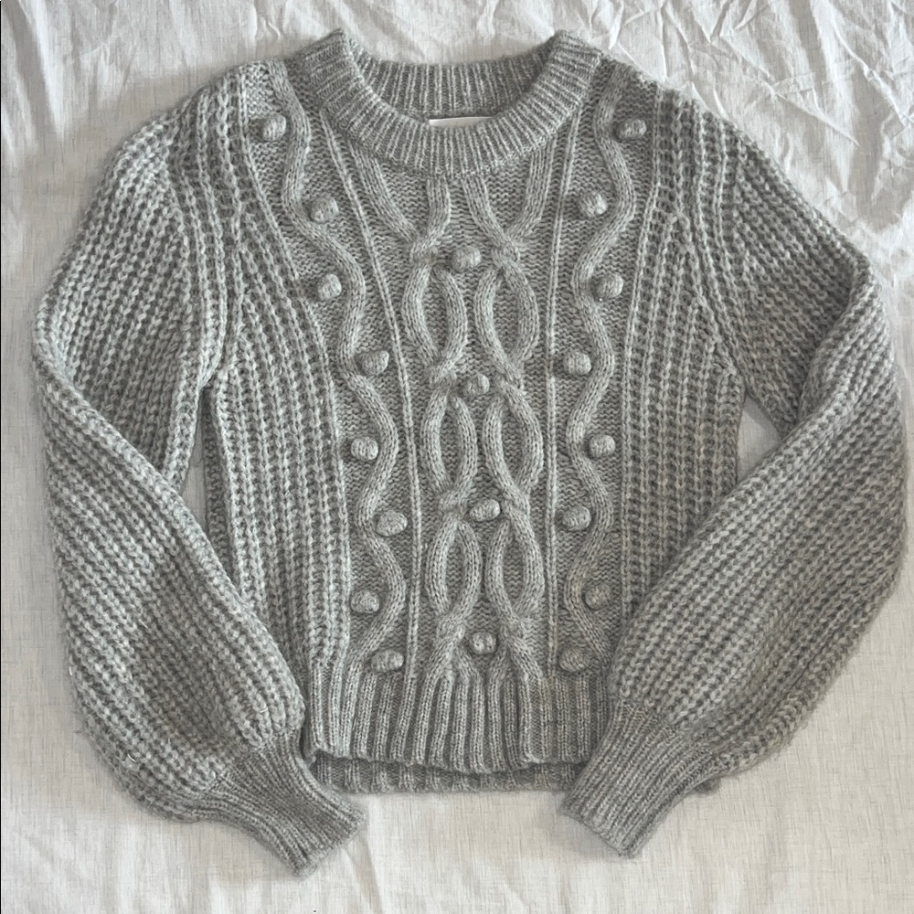 Textured Cable Knit Sweater - Light Gray